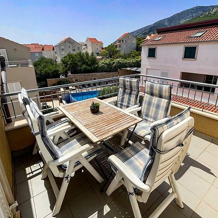 Perla Apartments Bol Exterior photo